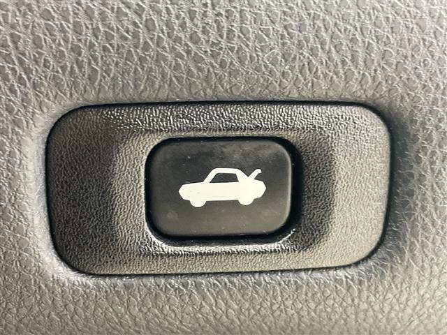 Toyota CROWN 2013 8568230-4