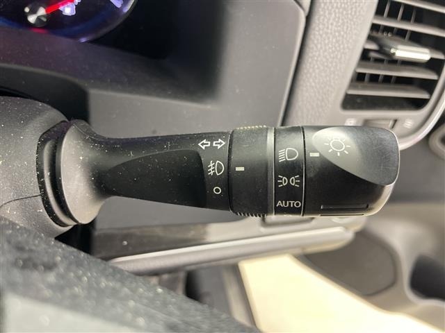 Toyota CROWN 2013 8568230-9