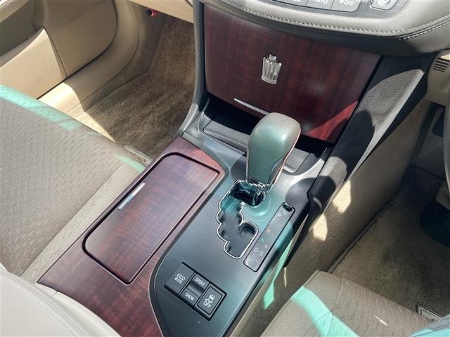Toyota CROWN 2009 8568248-9