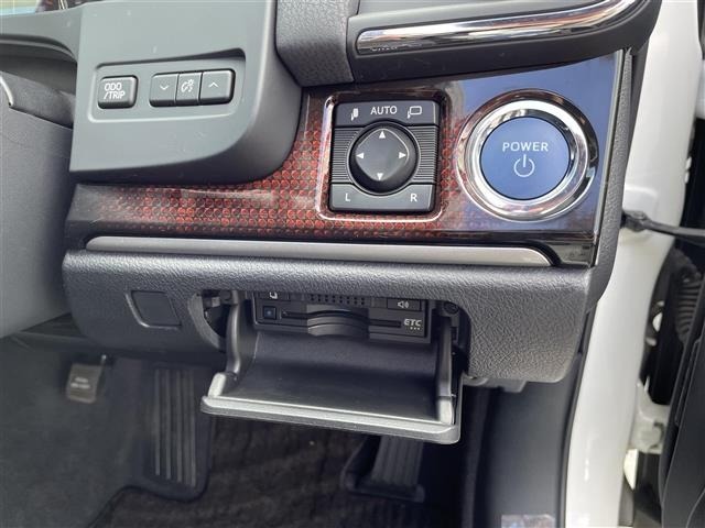 Toyota CROWN 2015 8568280-5