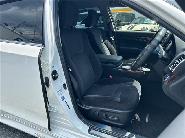 Toyota CROWN 2015 8568283-20
