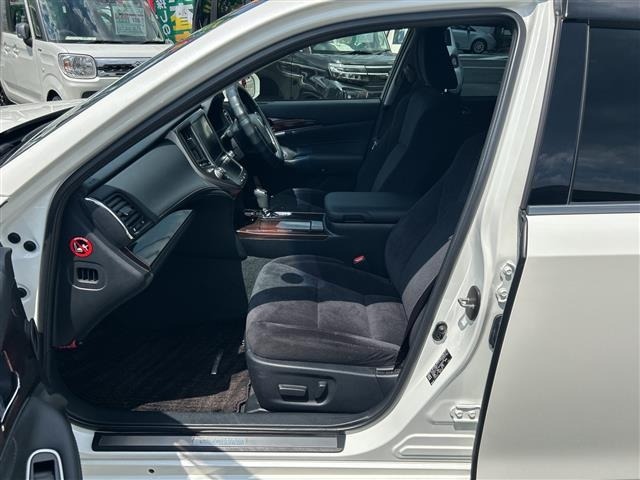 Toyota CROWN 2015 8568283-6