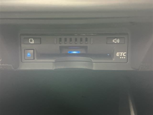 Toyota CROWN 2021 8568284-6