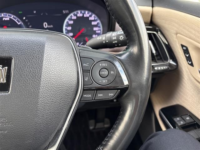 Toyota CROWN 2019 8568324-17
