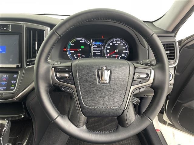 Toyota CROWN 2016 8568327-1
