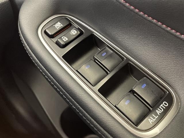 Toyota CROWN 2016 8568327-11