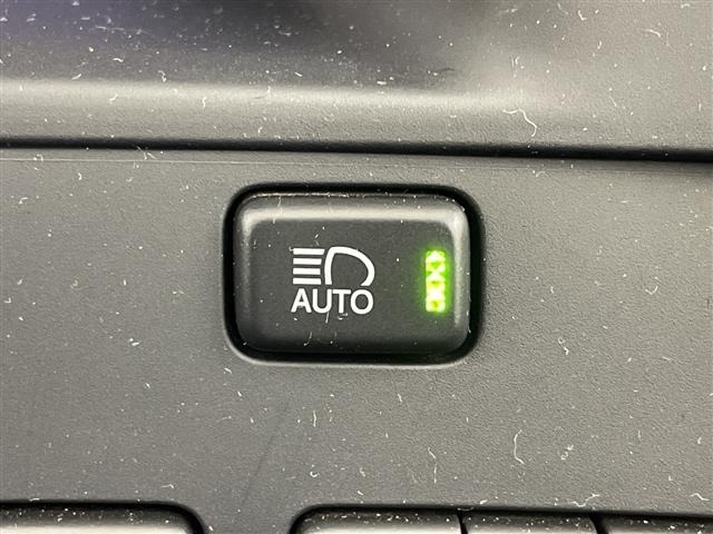 Toyota CROWN 2016 8568327-17