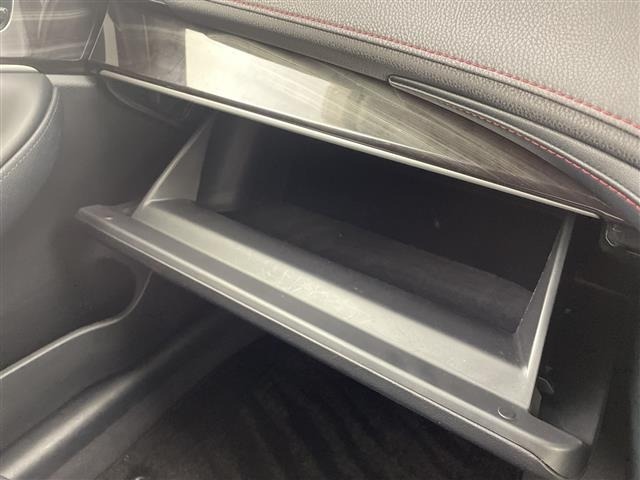 Toyota CROWN 2016 8568327-6