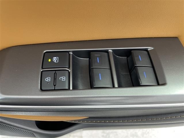 Toyota CROWN 2022 8568334-12