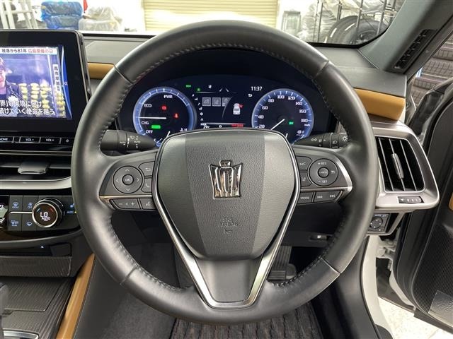 Toyota CROWN 2022 8568334-21