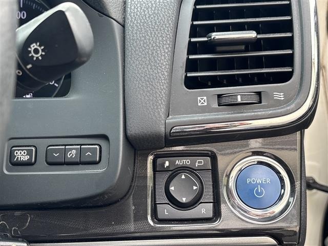 Toyota CROWN 2015 8568364-8