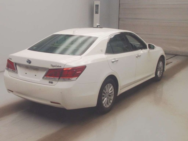 Toyota CROWN 2016 8568387-1