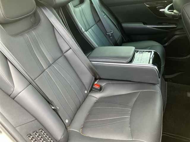 Toyota CROWN 2019 8568394-8
