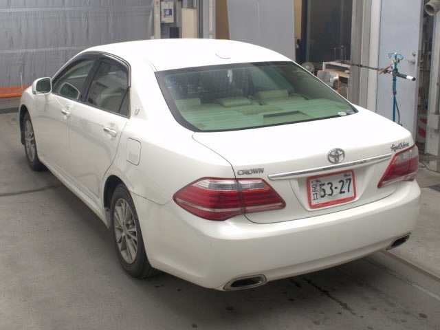 Toyota CROWN 2012 8568492-1