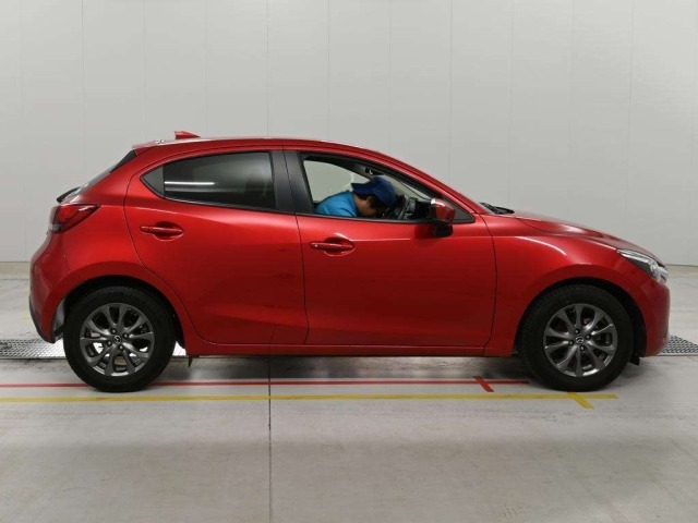 Mazda DEMIO 2016 8577054-3