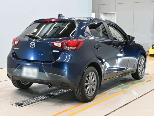 Mazda DEMIO 2017 8577059-1
