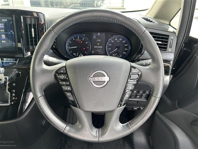 Nissan ELGRAND 2023 8577710-17