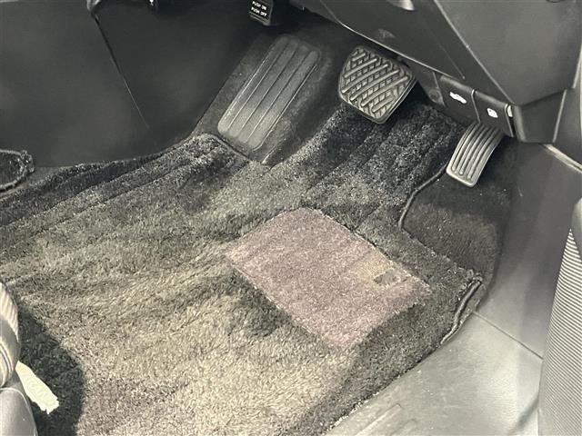 Nissan ELGRAND 2014 8577719-10