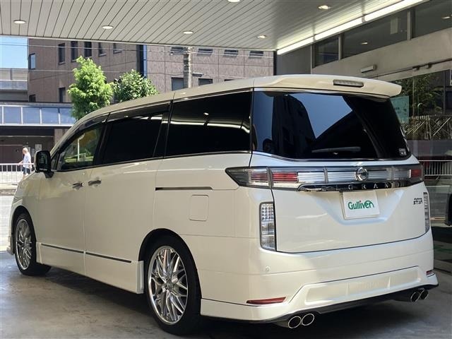 Nissan ELGRAND 2014 8577719-13
