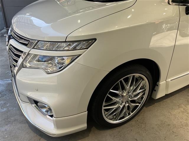 Nissan ELGRAND 2014 8577719-17