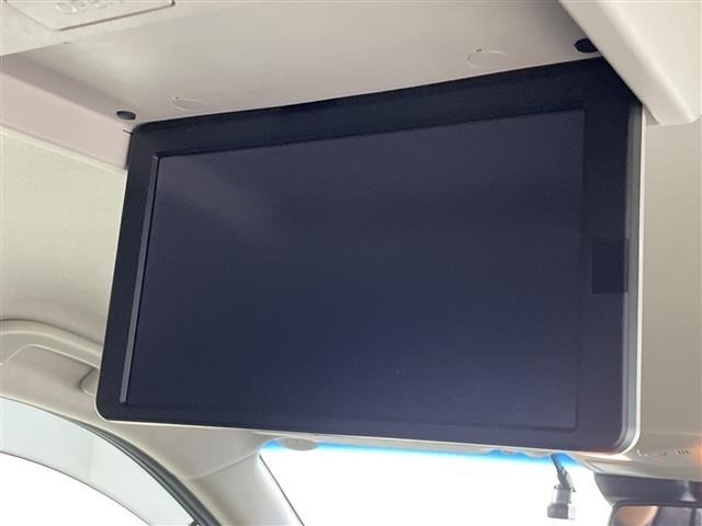 Nissan ELGRAND 2022 8577721-17