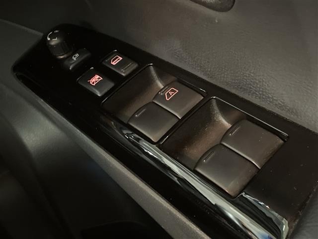 Nissan ELGRAND 2022 8577721-8