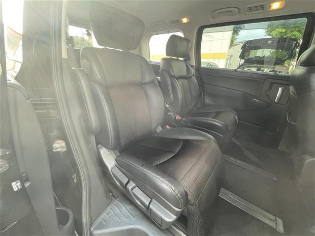 Nissan ELGRAND 2014 8577725-22
