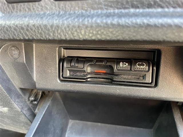 Nissan ELGRAND 2010 8577726-10