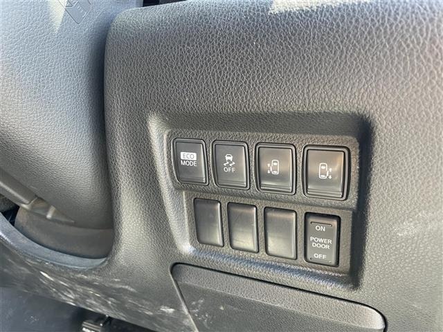 Nissan ELGRAND 2010 8577726-13
