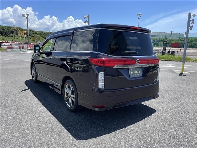 Nissan ELGRAND 2010 8577726-14