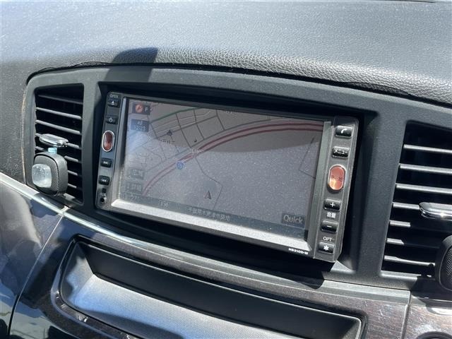 Nissan ELGRAND 2010 8577726-16