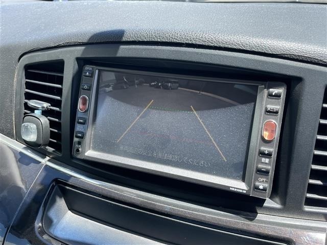 Nissan ELGRAND 2010 8577726-17