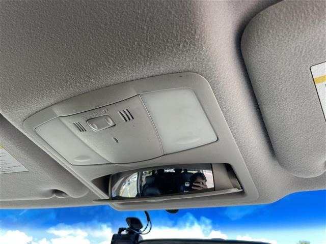 Nissan ELGRAND 2010 8577726-21