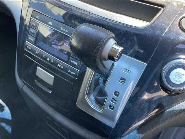 Nissan ELGRAND 2010 8577726-9