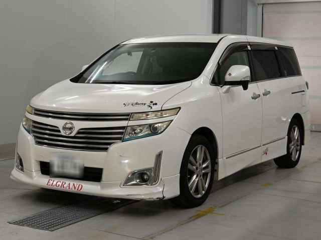 Nissan ELGRAND 2011 8577789-0