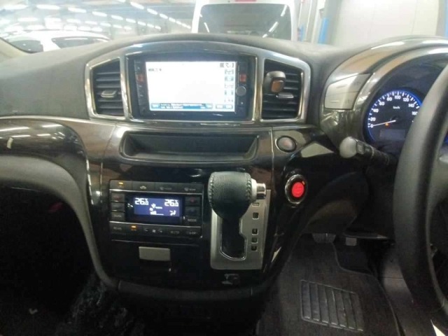 Nissan ELGRAND 2011 8577789-11