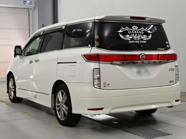 Nissan ELGRAND 2011 8577789-6