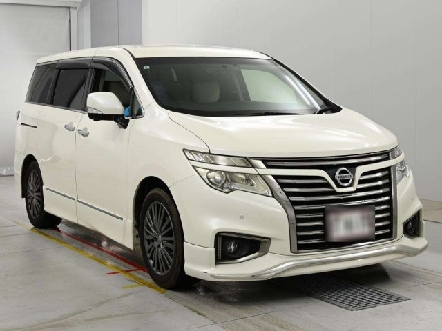Nissan ELGRAND 2017 8577798-5