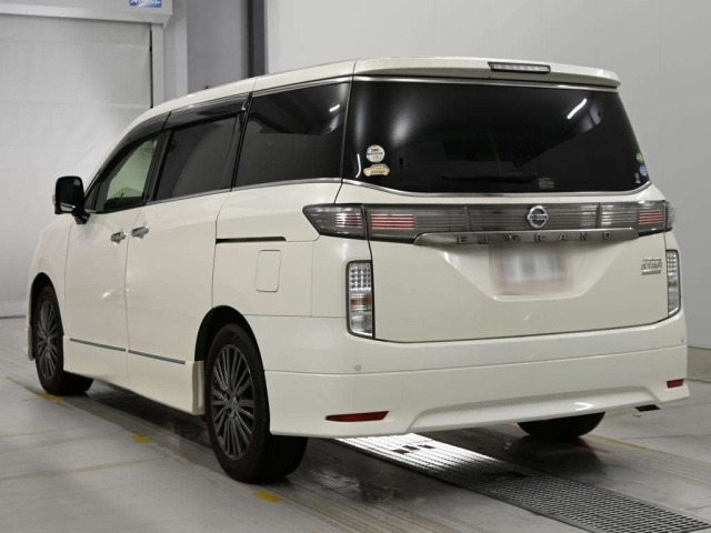 Nissan ELGRAND 2017 8577798-6