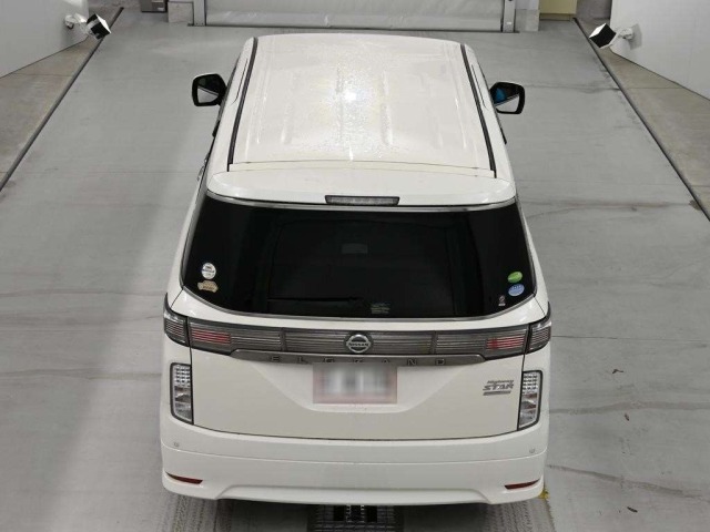 Nissan ELGRAND 2017 8577798-8