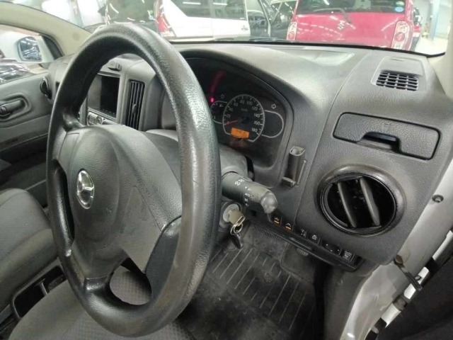 Mazda FAMILIA VAN 2017 8573556-9