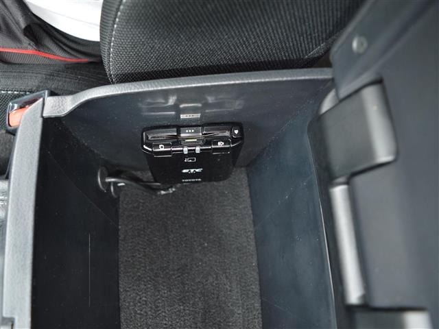Toyota HILUX 2019 8568922-18