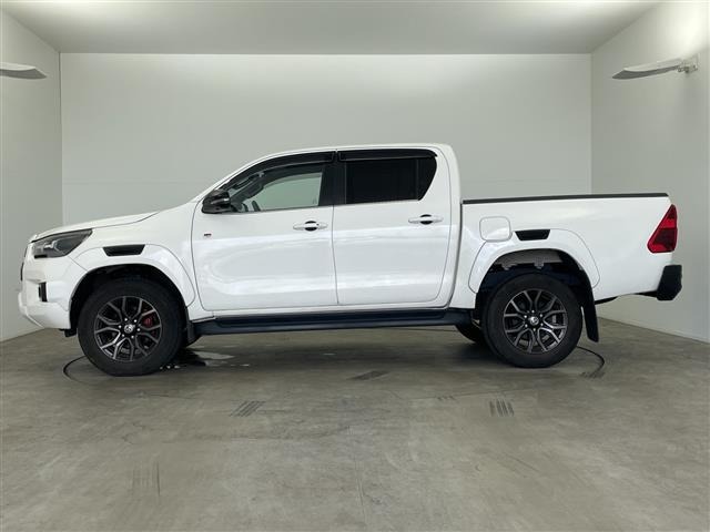 Toyota HILUX 2021 8568923-4
