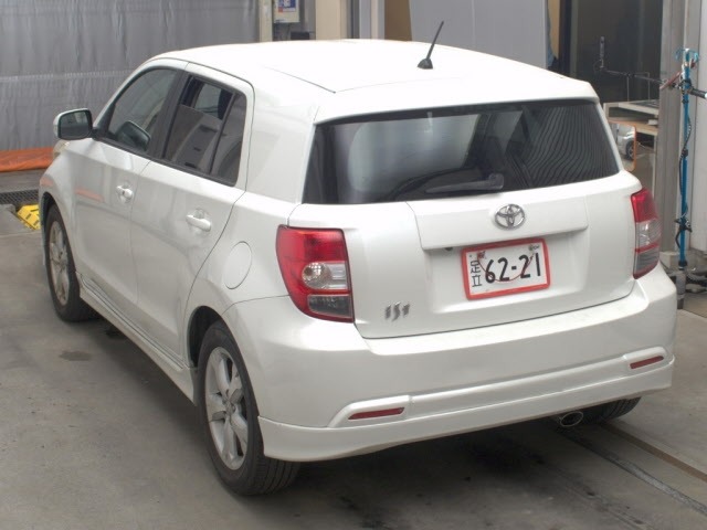 Toyota IST 2011 8575379-1