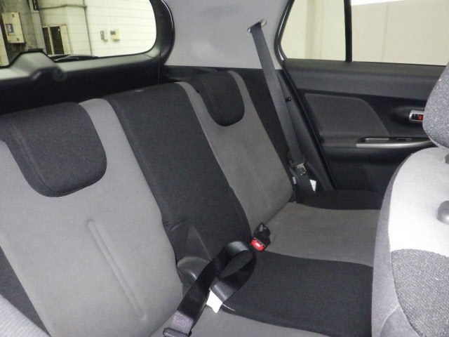 Toyota IST 2011 8575379-8
