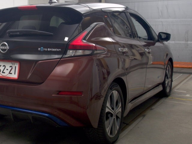 Nissan LEAF 2021 8583561-5