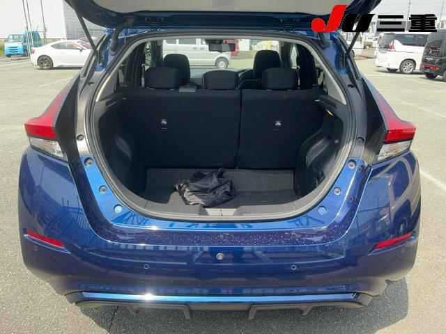 Nissan LEAF 2021 8583572-7