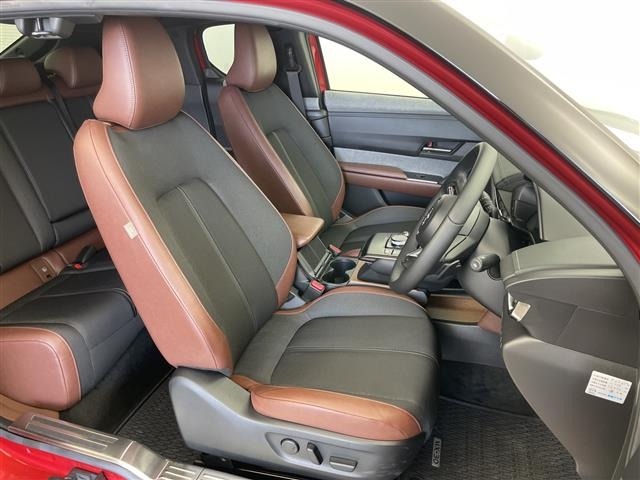 Mazda MX-30 2023 8574816-18