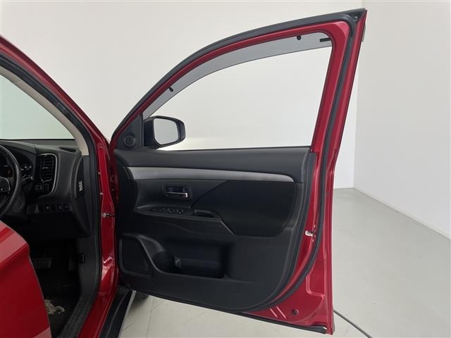 Mitsubishi OUTLANDER 2016 8584506-6