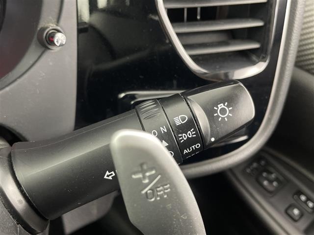 Mitsubishi OUTLANDER 2016 8584506-8